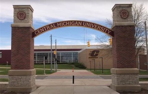 central michigan university requirements